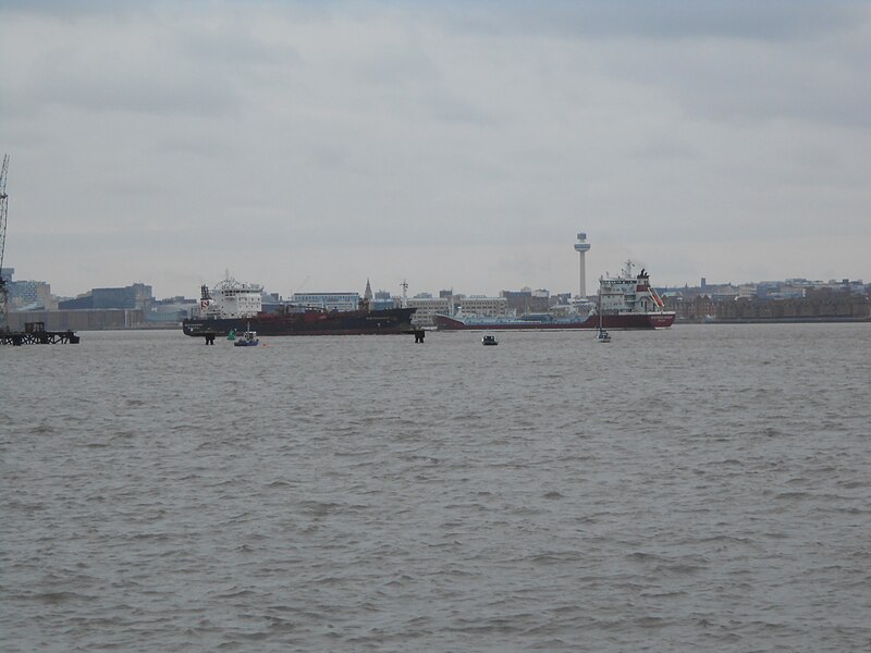 File:Stolt Shearwater passes Northern Ocean in the River Mersey.JPG