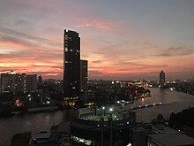 Sunset View of Chao Phraya River from Talat Noi, Bangkok, Thailand.jpg