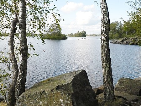 Taxås naturreservat, Möcklen - panoramio.jpg