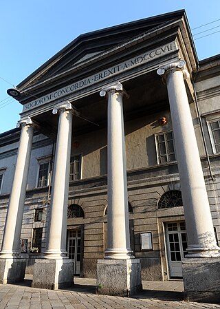 <span class="mw-page-title-main">Teatro Comunale Ponchielli</span>