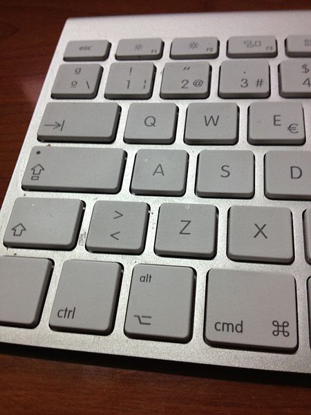 File:Teclado apell.jpeg