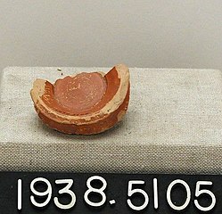 Terracotta base sherd, Yale University Art Gallery, inv. 1938.5105