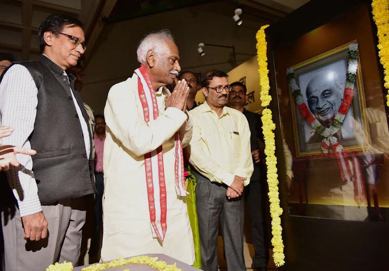 File:The Minister of State for Labour and Employment (Independent Charge), Shri Bandaru Dattatreya at the inauguration of the Digital Exhibition “United India-Role of Sardar Patel”, at Salar Jung Museum, in Hyderabad.jpg