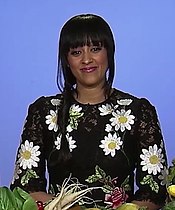 Tia Mowry Her mother is of Afro-Bahamian descent and her father is of English and Irish ancestry.[105]