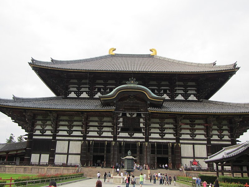 File:Todai-ji Daibutsu-den Hall National Treasure 国宝東大寺大仏殿09.JPG