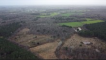 Vue aérienne des Grandes Landes de Trébédan (au premier plan "Les Grandes Landes" ; au fond la commune de Trébédan)