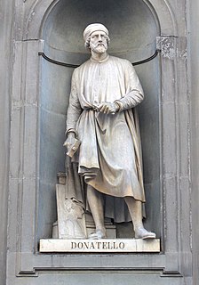 Donato di Niccoló di Betto Bardi, chamado Donatello foi um escultor renascentista italiano. Trabalhou em Florença, Prato, Siena e Pádua, recorrendo a várias técnicas para a confecção de esculturas em baixo-relevo com o uso de materiais diversos como mármore, bronze e madeira.