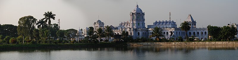 File:Ujjayanta Palace.jpg
