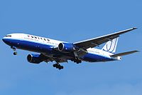 United Airlines B777-200 N780UA.jpg