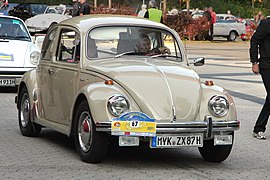 District officer Dr. Alexander Saftig with his VW Type 1 from 1967 at the oldtimer rally "Moselschiefer-Classic" 2011 in Mayen