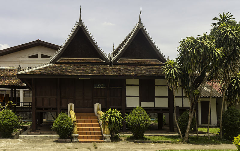 File:Vientiane - Wat Sisaket - 0028.jpg