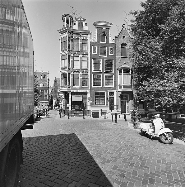 File:Voorgevel - Amsterdam - 20021589 - RCE.jpg