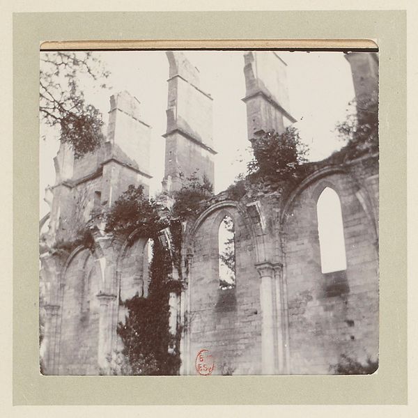 File:Voyages d'une famille parisienne Avril 1897 - Abbaye Notre-Dame de Longpont - p22-01.jpg