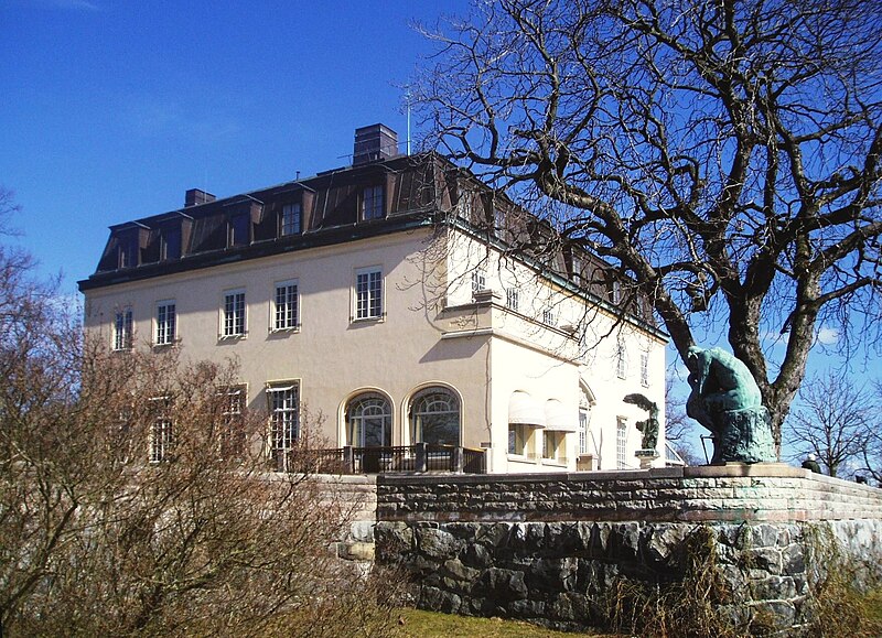 File:Waldemarsudde April 2006.JPG