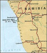 Mapa con la ubicación de Walvis Bay referenciándola a Sudáfrica, antes de la transferencia a Namibia.