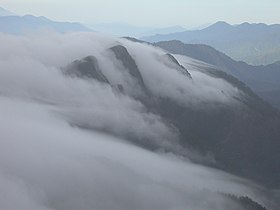 Nebel und Wolken am Yushan