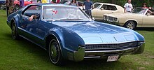 '67 Oldsmobile Toronado (Auto classique St-Bruno-De-Montarville VAQ '13).JPG