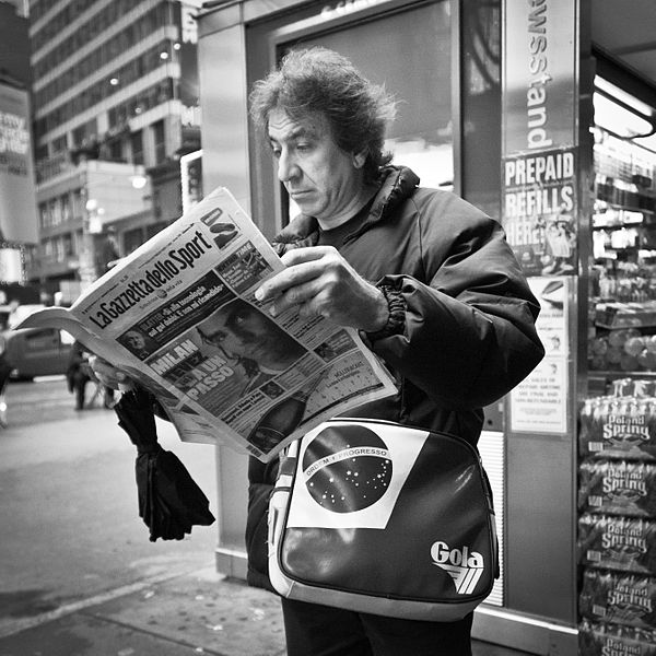 File:2011 newspaper reader 6468225113.jpg