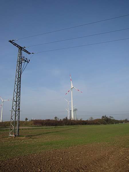 File:20141101 xl Windkraftanlage-WKA-bei-Prenzlau-1175.JPG