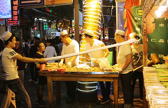 Making noodles in Xian