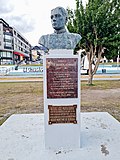 Miniatuur voor Bestand:20221122 ScheWo Monument José Maria Sobral in Ushuaia.jpg