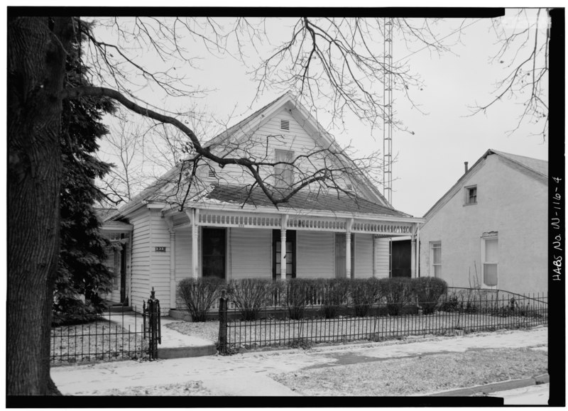 File:232 S. THIRD STREET - Workers' Cottages, Bound by South Second, Eleventh, A, and E Streets, Richmond, Wayne County, IN HABS IND,89-RICH,12-4.tif