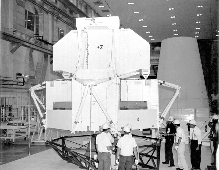 File:67-H-1230 Lunar module LTA-2 R.jpg