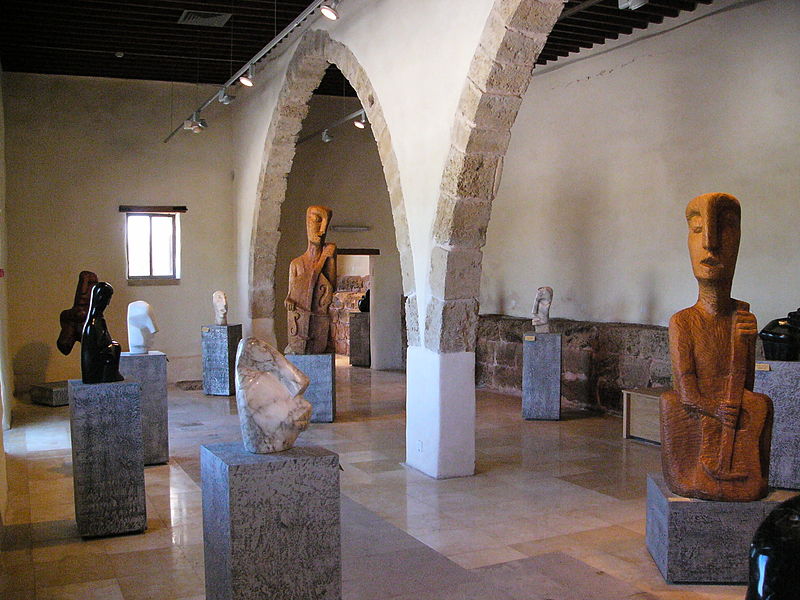 File:Achiam - Musée de Shuni.JPG