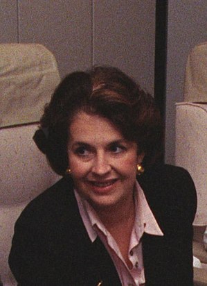 Aida Álvarez the first Latina woman to hold a United States Cabinet-level position.
