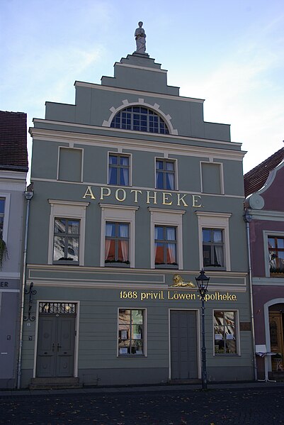 File:Altmarkt 24 Cottbus.jpg