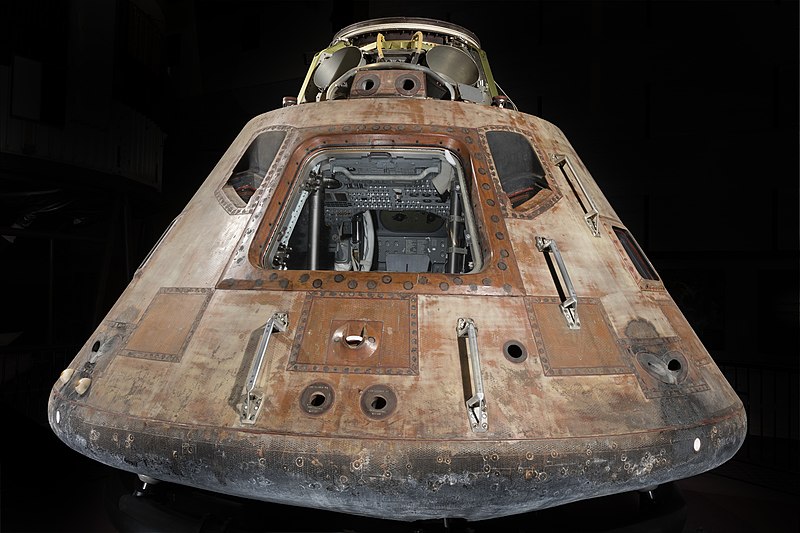 File:Apollo 11 Kommandomodul "Columbia".jpg