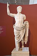 Statue en marbre d'Auguste (période romaine)