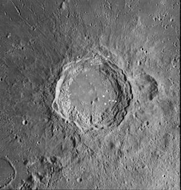 Craterul Aristoteles 4103 h3.jpg