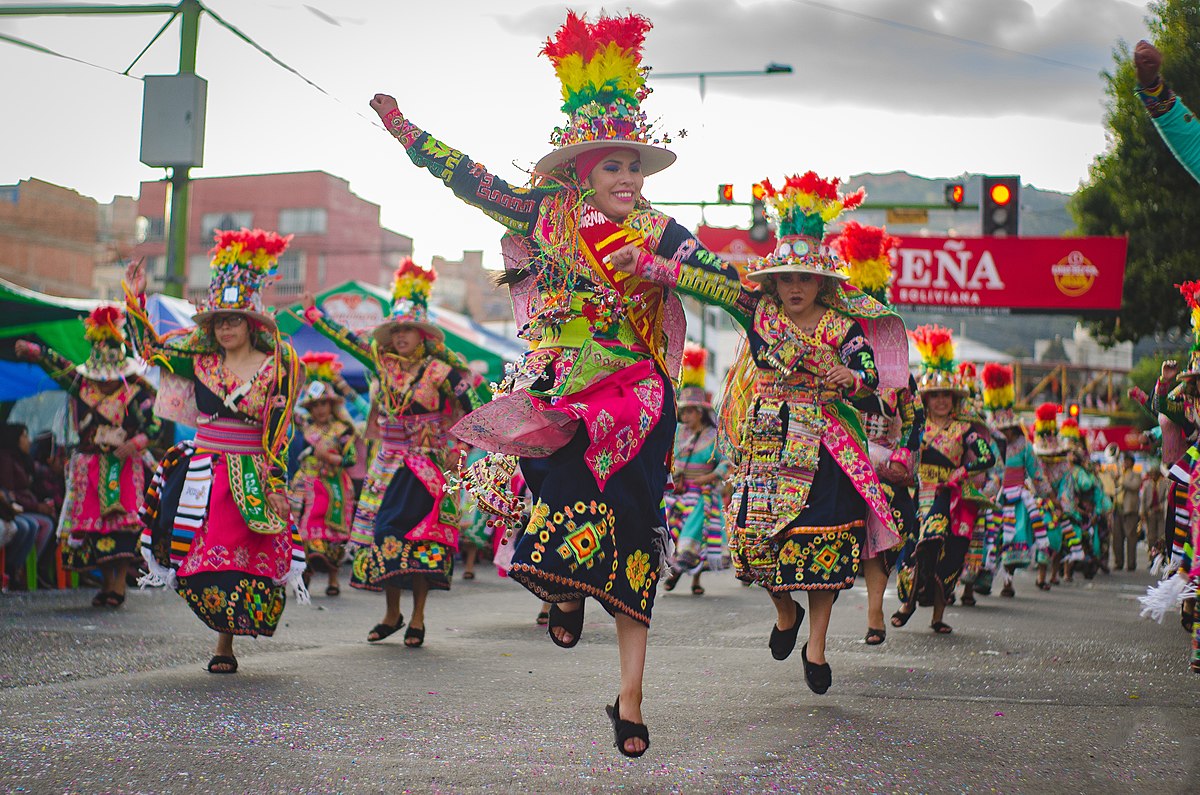 Tres Cuartos Danza