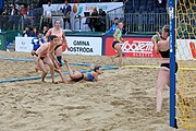 Deutsch: Beachhandball Europameisterschaften 2019 (Beach handball Euro); Tag 5: 6. Juli 2019 – Frauen, Platzierungsspiel für die Ränge 17–20, Nordmazedonien-Slowenien 0:2 (10:13, 9:15) English: Beach handball Euro; Day 5: 6 July 2019 – Placement Match/Cross Match for rank 17–20 Women – North Macedonia-Slovenia 0:2 (10:13, 9:15)