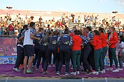 Deutsch: Beachhandball bei den Olympischen Jugendspielen 2018 in Buenos Aires; Tag 7, 13. Oktober 2018; Medaillenzeremonie Mädchen - Gold: Argentinien, Silber: Kroatien, Bronze: Ungarn English: Beach handball at the 2018 Summer Youth Olympics in Buenos Aires at 13 October 2018 – Medal Ceremony Girls - Gold: Argentina, Silver: Croatia, Bronze: Hungary Español: Handball de playa en los Juegos Olimpicos de la Juventud Buenos Aires 2018 en 13 de octubre de 2018 – Medalla Ceremonia para niñas - Oro: Argentina, Plata: Croacia, Bronce: Hungría