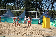 Deutsch: Beachvolleyball bei den Olympischen Jugendspielen 2018; Tag 8, 14. Oktober 2018; Mädchen, Achtelfinale – Bolivien-Puerto Rico 0:2 (18–21/18–21 ) English: Beach volleyball at the 2018 Summer Youth Olympics at 14 October 2018 – Girls Round of 16 – Bolivia-Puerto Rico 0:2 (18–21/18–21 )