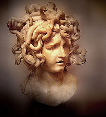 uma das personagens da mitologia grega