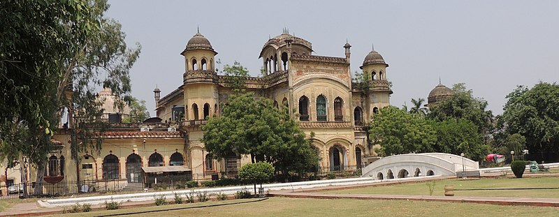 File:Bhatkhande Sangeet Sansthan.jpg