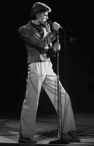 Bowie on the Soul tour in 1974, where he performed "Young Americans" regularly.