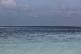 Buiobuione Panorama all'interno dell'atollo di Kaafu al largo di Maafushi.jpg