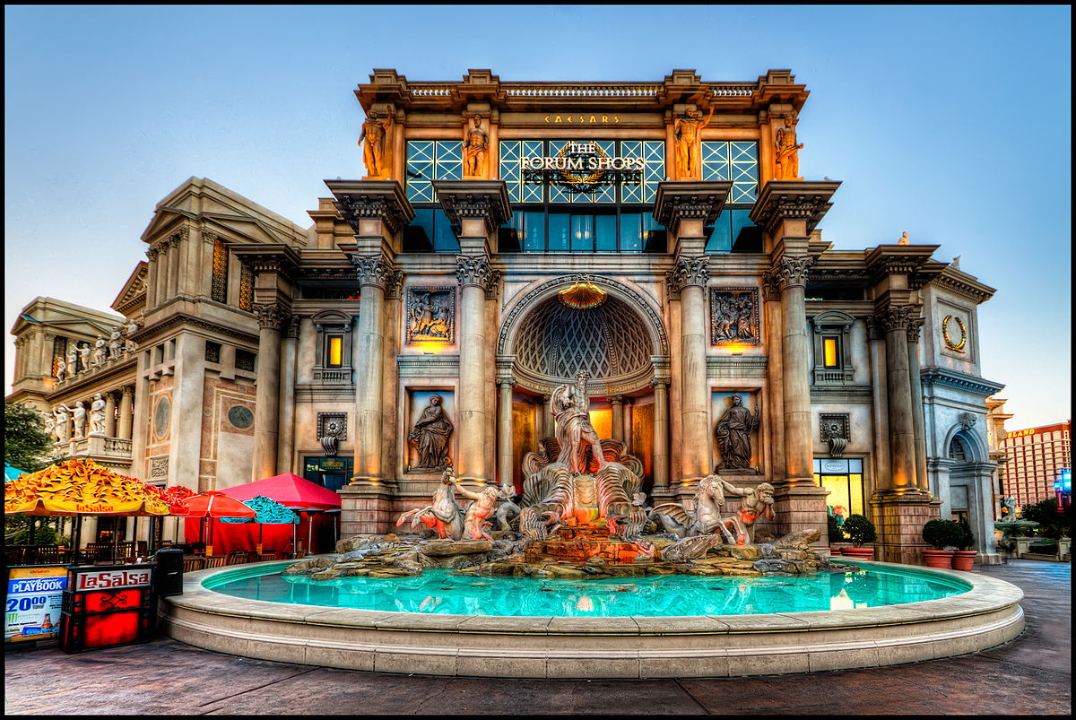 File:Las Vegas. Forum Shops. 10.jpg - Wikipedia