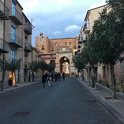 Castelbuono - via Sant'Anna