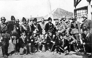 Chetniks pose with German soldiers