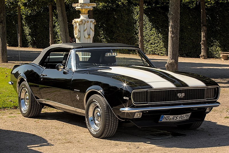 File:Chevrolet Camaro SS (1st generation) Classic-Gala 2021  -  Wikimedia Commons