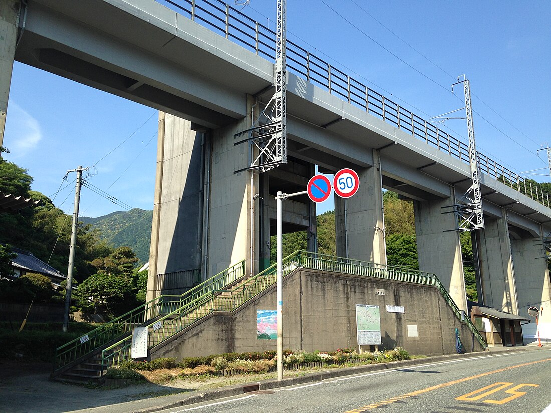 筑前山手駅