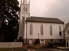Christ Episcopal Church in 2010. Christ Episcopal Church Side.jpg