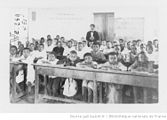Каланіяльная школа на Мадагаскары, фота 1908 г.