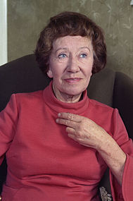 Dame Flora Robson (fotografiert von Allan Warren, 1974)