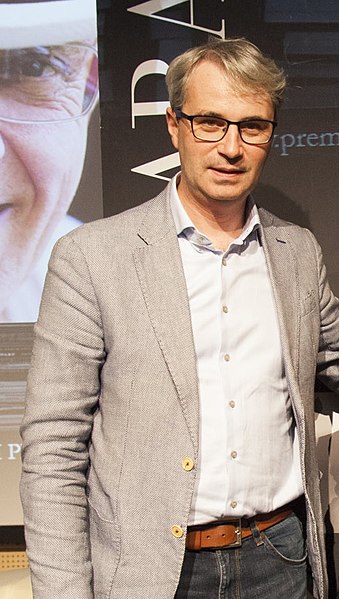 File:Davide Galimberti 2019 Premio Chiara.jpg